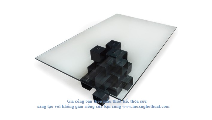 Bàn inox cao cấp F2 Decor - MARTIN EDEN CRYSTAL COFFEE TABLE